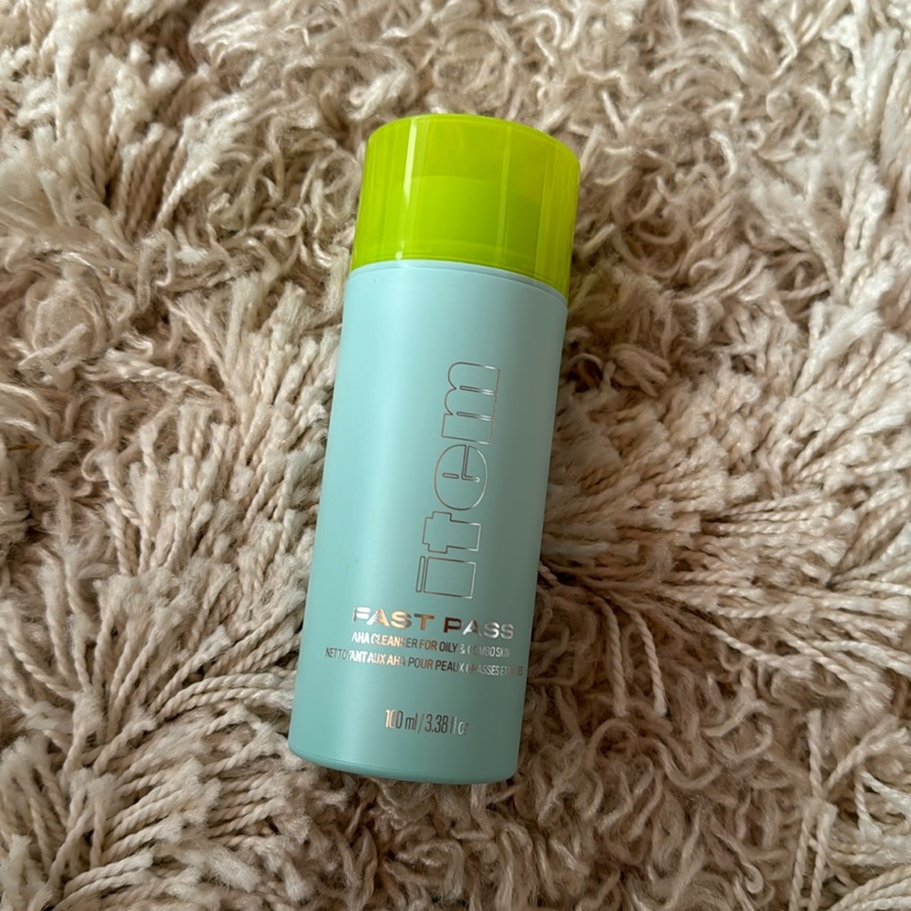 New ITEM Beauty Fast Pass AHA Cleanser For Oily & Combo Skin
